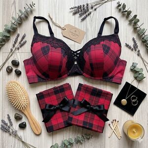 Torrid Curve Red Buffalo Plaid Lace Push Up Bra 42D Plus Size